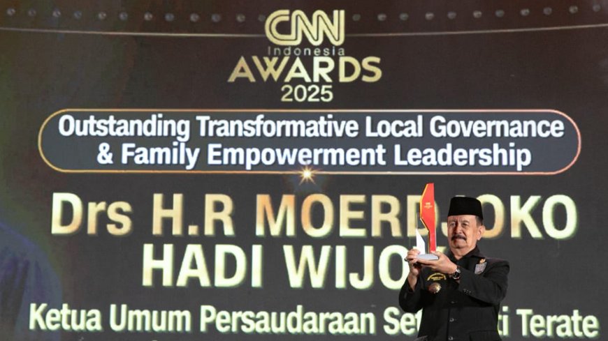 PSHT Raih Penghargaan “Excellence in Cultural Leadership and Community Empowerment” di CNN Indonesia Awards 2025